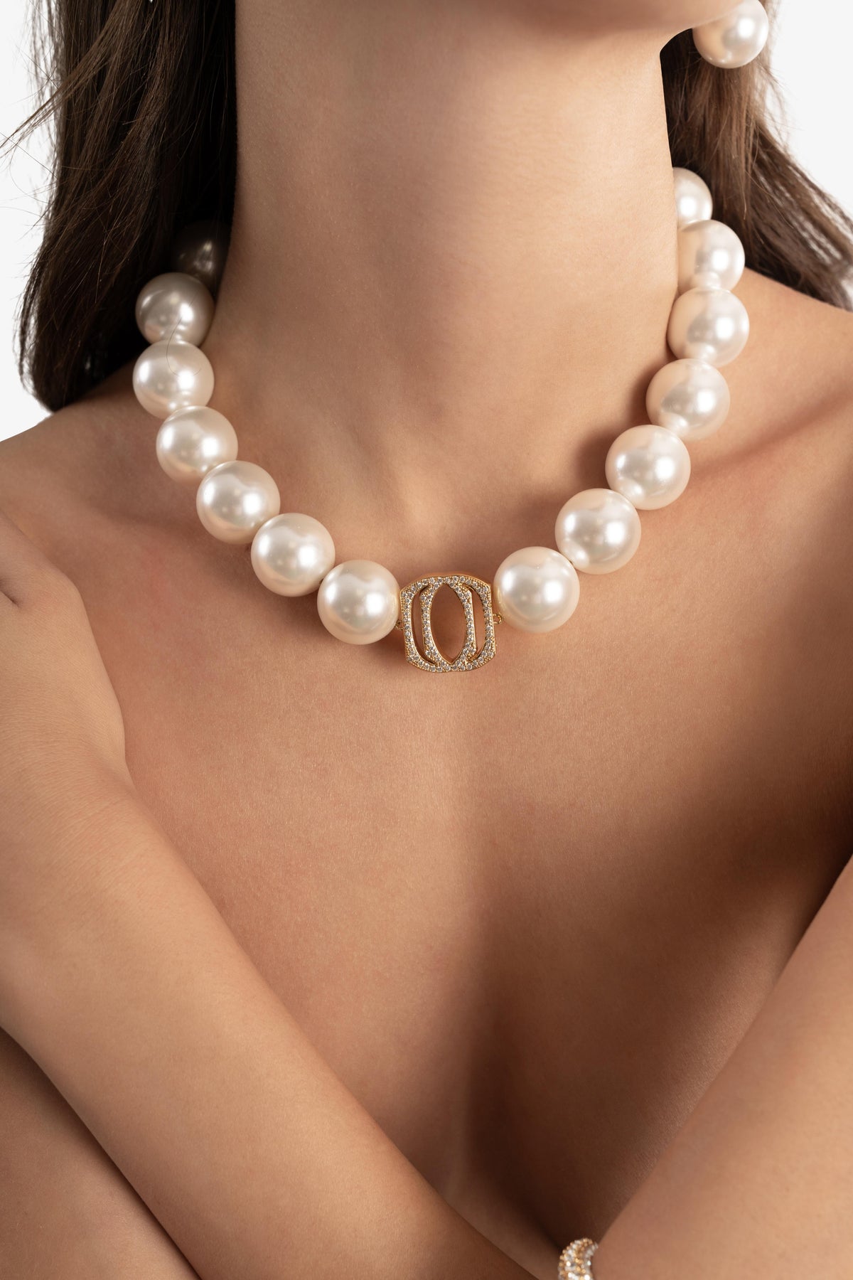 Signature Logo Pearl Necklace