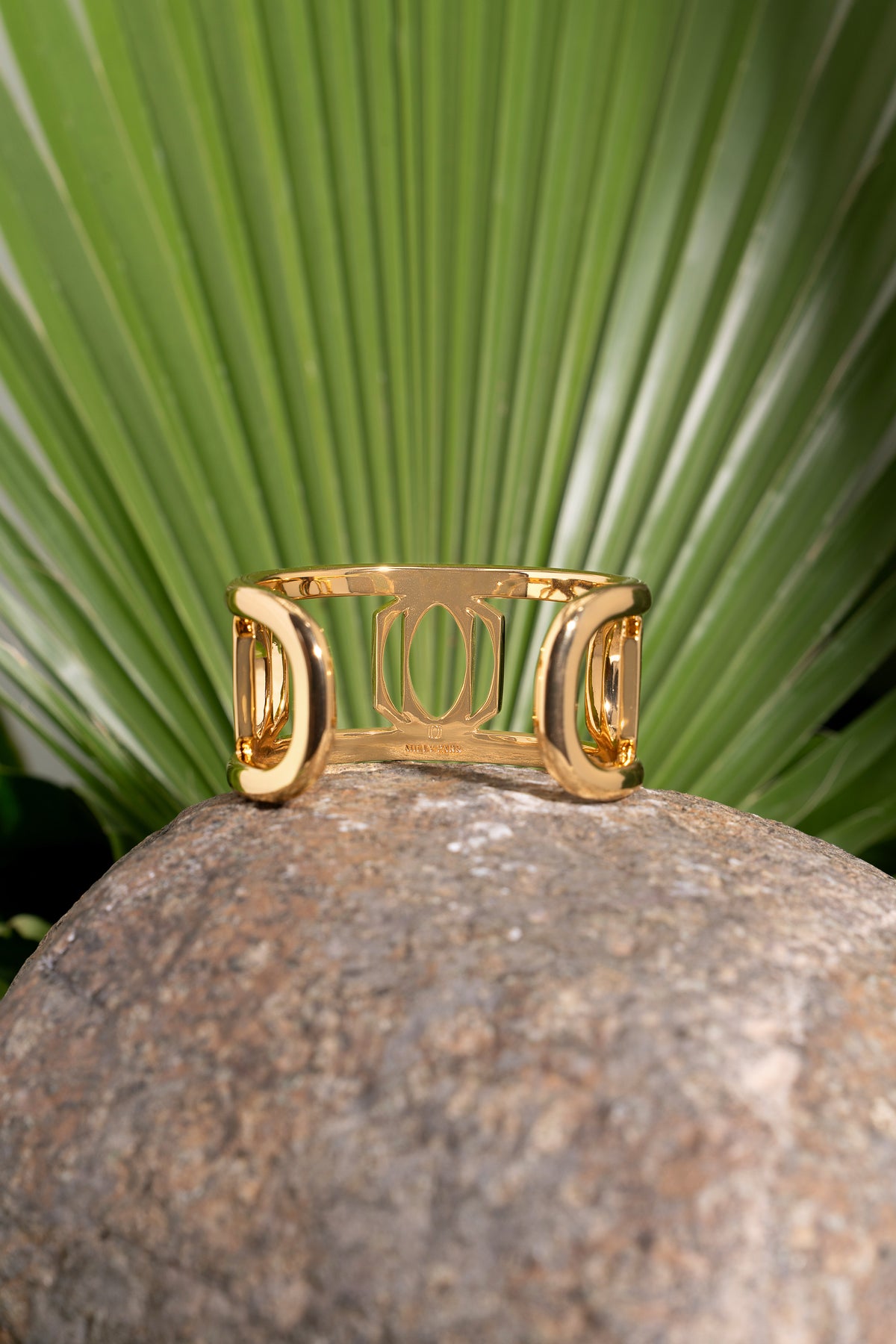 Signature logo cuff