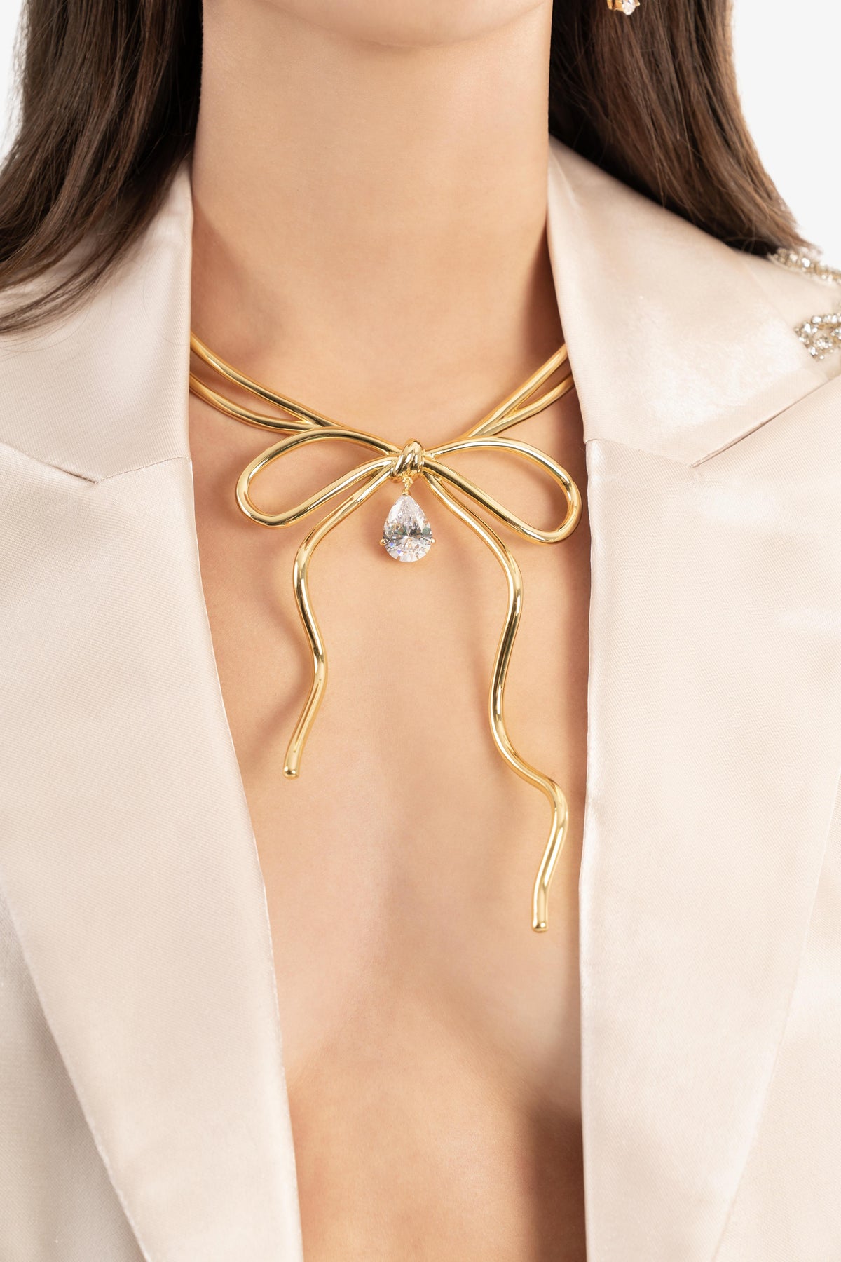 Sculpted Bow Crystal Choker