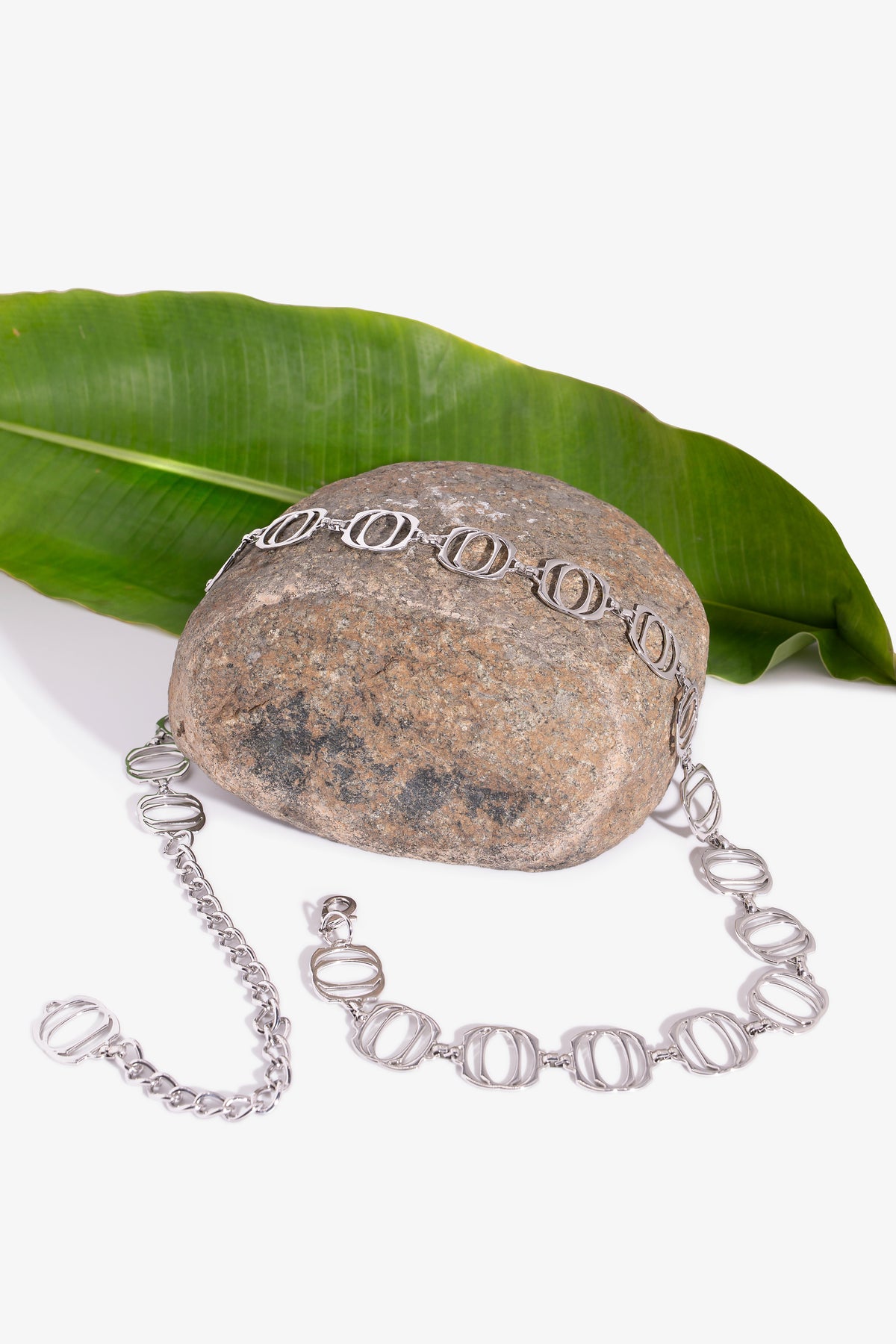 Signature Medium Logo Chain Belt